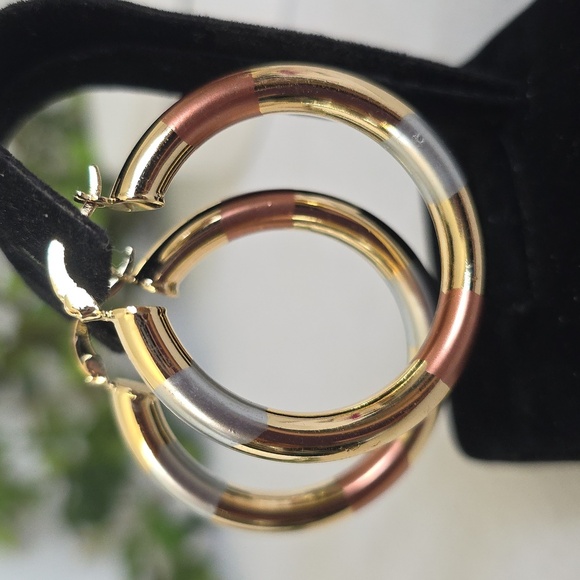 Gold Filled Tricolor Accent Hoop Earrings - Picture 6 of 8